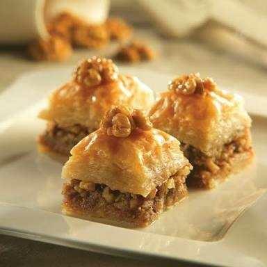 Cevizli baklava mı fıstıklı şöbiyet mi??