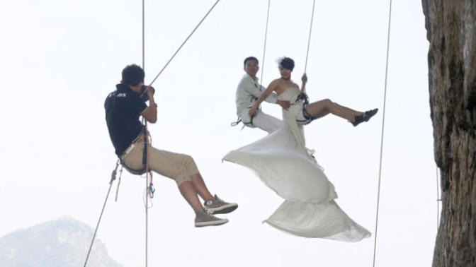 Bir birinden ilginç gelin damat fotoğrafları?