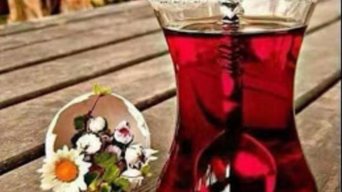 Yemek yedikten sonra, "eline sağlık, kesene bereket" gibi cümlelerle yemeği yapan kişinin gönlünü hoş eder misiniz?