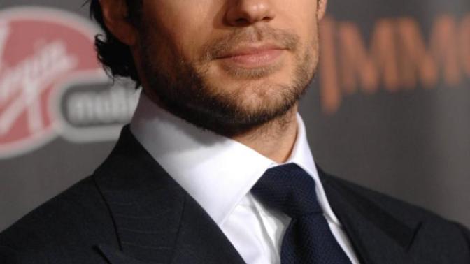 Kızlar, Henry Cavill Mi Ben Affleck Mi? Hangisi Daha Yakışıklı?