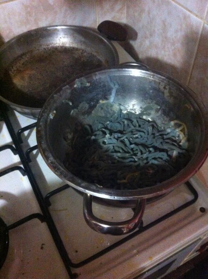Arkadaşlar böyle  bir  makarna yiyen var mı ?