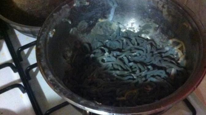 Arkadaşlar böyle  bir  makarna yiyen var mı?