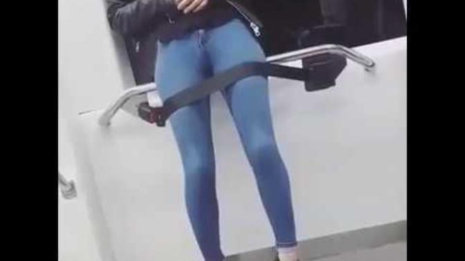Engelliler gününde engellilerle dalga geçen kız hakkındaki düşünceleriniz nelerdir?