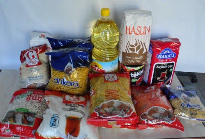İhtiyacı olan birine gıda ve giyim yardımı yapmak mı, yoksa para yardımı yapmak mı daha doğru olur?