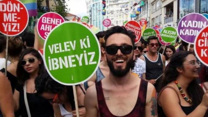 Bir kıza "ahlaksız" diyebilmeniz için onda ne gibi ahlaksızlık görmeniz gerekir?