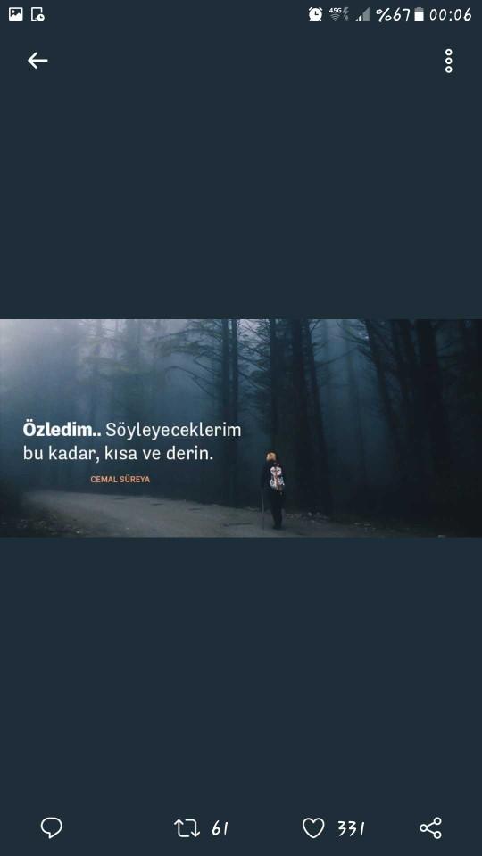 Hey guzel bakan adam!Seviyorum seni!Var mı otesi??