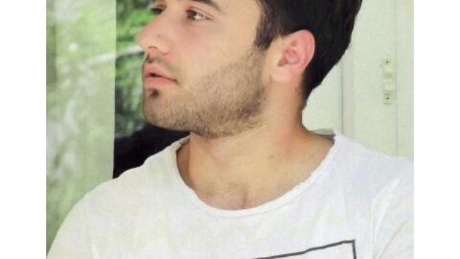 Saç sakal bıyık modelimi degistirmeyi düşünüyorum sizce nasıl olur?