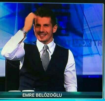 Arkadaşlar en begendiğim futbolcu emre belözoğlu sizce yakısıklımı??