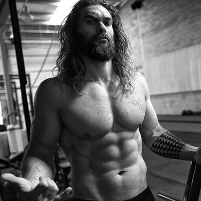 Jason Momoa'nın Fiziği Nasıl Sizce?