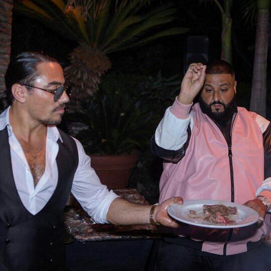 Sizce    Nusret     Hollywood   yıldızı   olabilir  mi  ??