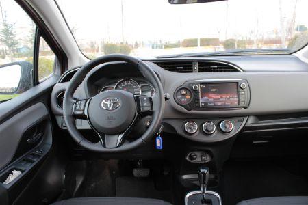 İki Japon arabasından hangisi Yaris mi Micra mı?