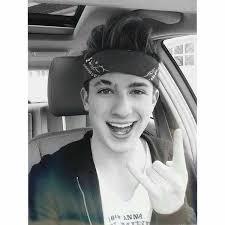 Charlie Puth hakkında neler düşünüyorsunuz? Sizce yakışıklı mı? Ve en sevdiğiniz şarkısı?