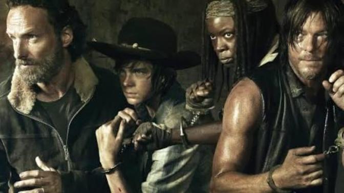 “The Walking Dead” izleyicisi olarak, yeni bölümde Rick’in oğlu Carl’ın zombi tarafından ısırılması hakkında düşünceniz nedir?