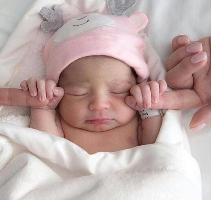 Tombiş bebek mi zayıf bebek mi seversiniz 👶🌺😄?