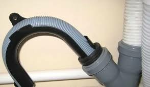 Çamaşır makinesi gider hortumu nasıl sökülür ve takılır?