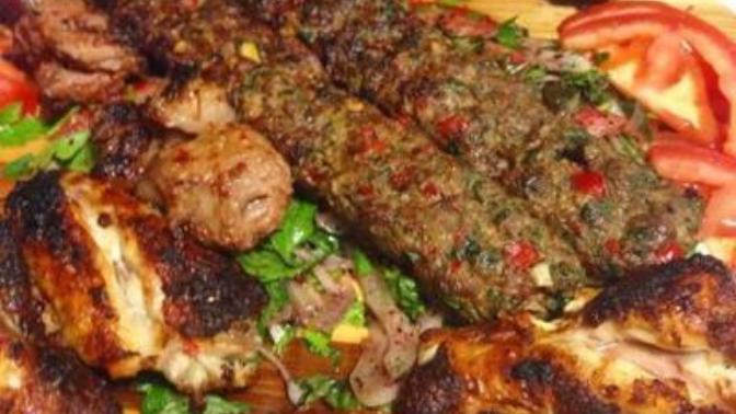 Mesai bittiğine göre en sevdiğim saat Yemeksepeti saati geldi. Sizce ne sipariş vereyim?