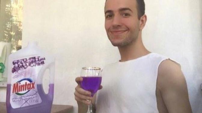 ''Millet deliye hasret biz akıllıya'' sözündeki deliye hasret olanlar kimlerdir?