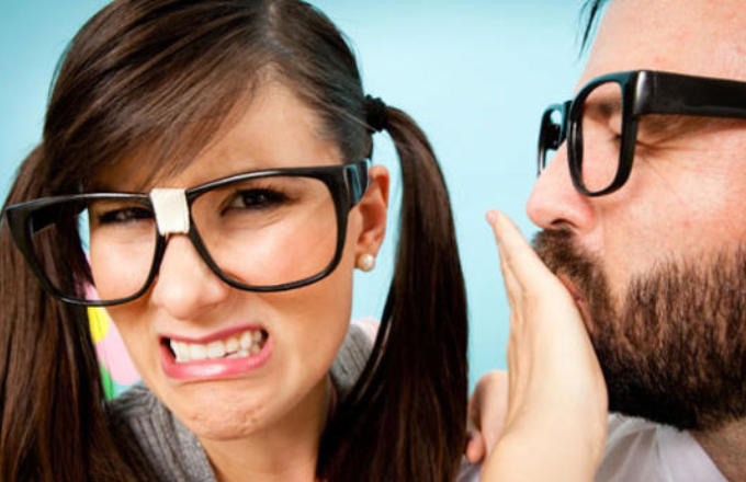 Sevgiliniz size eski  sevgilisinin ismiyle seslenirse ne tepki verirdiniz?