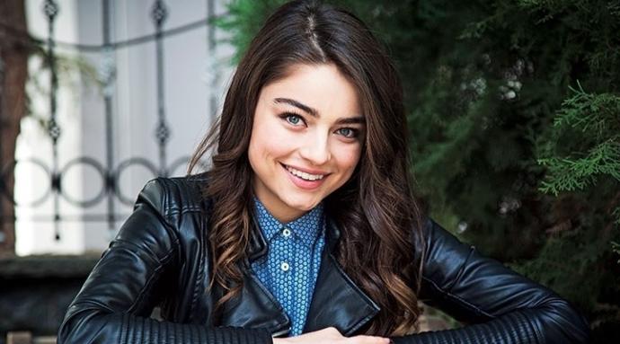 Miranda Ker mi daha güzel yoksa Ayça Ayşin Turan mı?