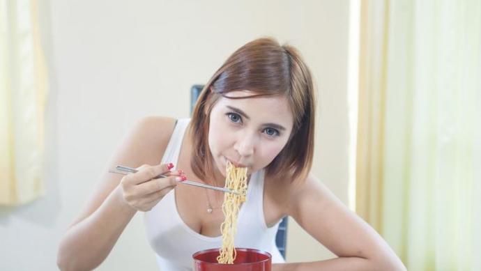Hazır Noodle'ın Zararları Nelerdir? 