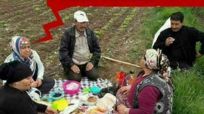 Çok tatlıdır yemek açık havada.. Siz hiç tarlada yemek yediniz mi.. ?
