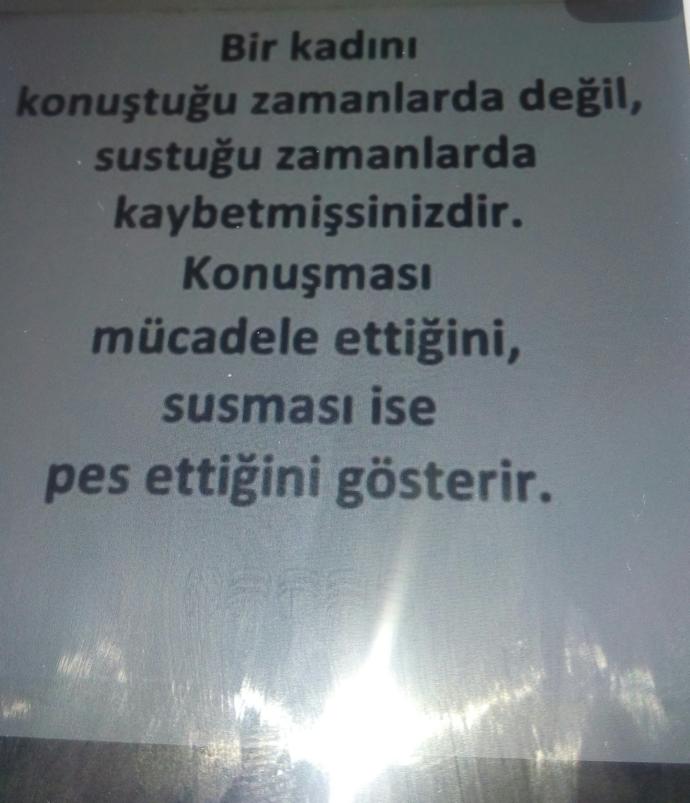 "Söyleyecek çok şeyi olan bir kadın susuyorsa, sessizliği sağır edici olabilir" diyorlar. Susan kadınlardan neden korkulur?
