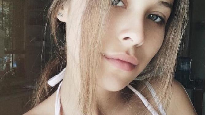 Sizce hangi kız daaaha güzel?