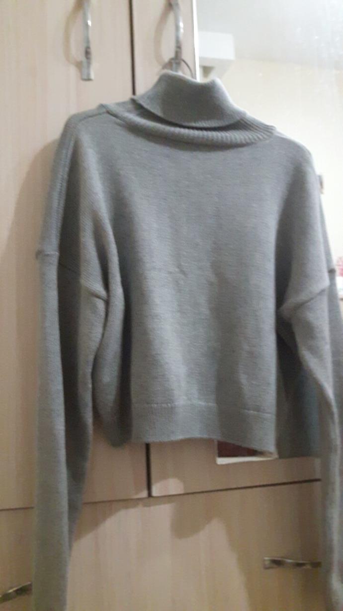 Siyah pantolon mu kot mu ?