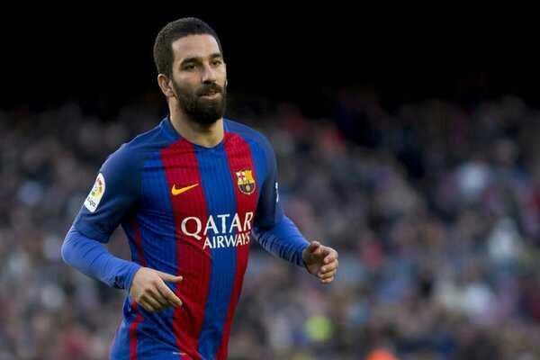 Arda Turan'ın Beşiktaş'la ilgili çıkan transfer haberleri hakkında ne düşünüyorsunuz? Sizce Arda Turan Beşiktaş'a gelmeli mi??