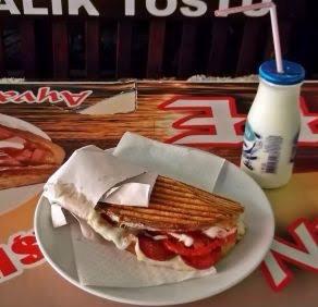 Tost Ayran mı ? Pizza Kola mı ?