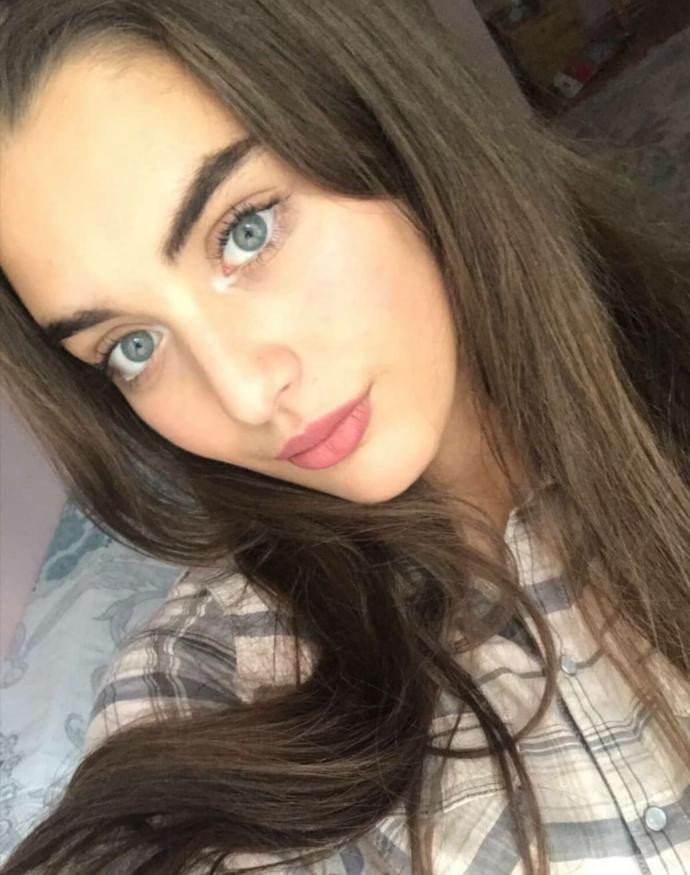 Hangi maviş daha güzel?