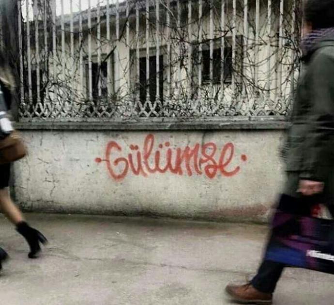 Varlığınla  Ne Kazandırdın Ki Yokluğunla Ne Kaybettireceksin ??