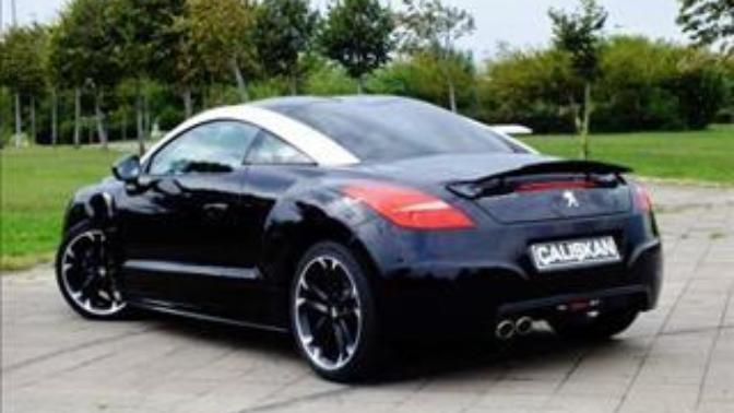 Peugeot RCZ'si olan erkekler daha bir yakışıklı olmuyor mu?