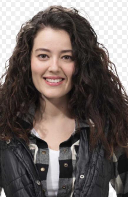 Pelin Akil güzel mi sizce