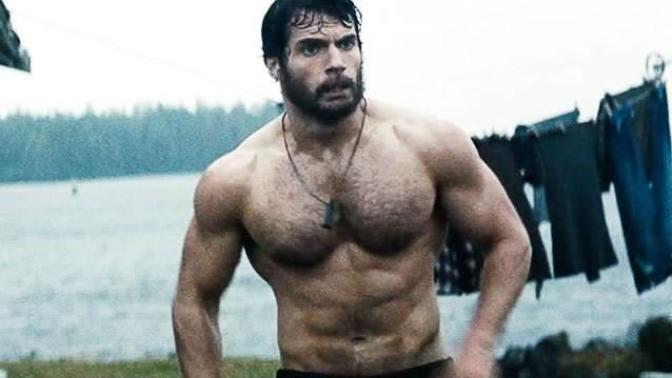 Henry cavill abimizin vücüt iyi mi sizce kendileri man of steel?