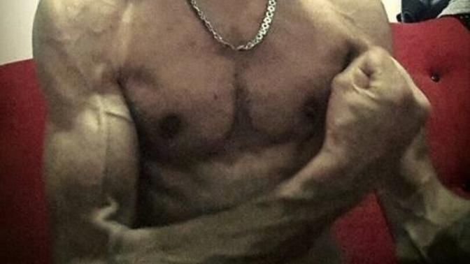 Fitness'tan anlayan arkadaşlar fotoya  bir  yorum yapabilir mi?