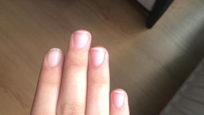 Kızlar şu tırnakları nasıl oval yapacağım? Olmuyor?