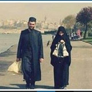 Kızlar; cübbeli sarıklı biriyle, erkekler; kara çarşaflı biriyle evlilik düşünür müsünüz?