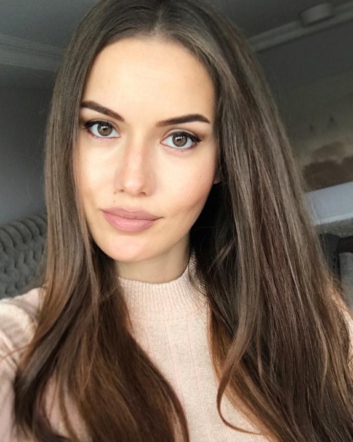 Jess Conte vs Fahriye Evcen?
