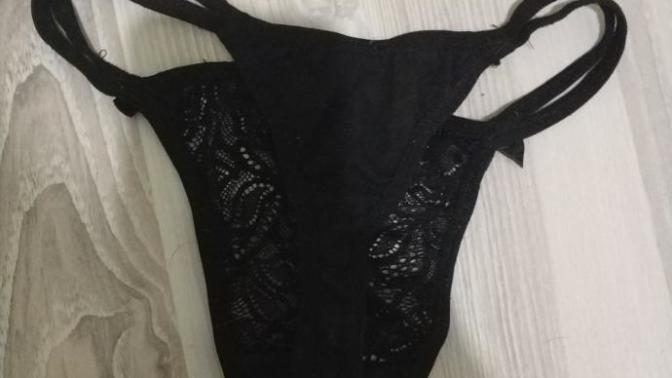 Bu şekilde tanga bikini Türkiye de giyilir mi? Arkasının inceliği olarak soruyorum cevaplar mısınız?