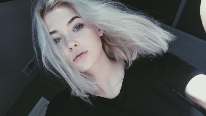 Gençlerde gri saç yaşlı mı gösterir, cool mu?