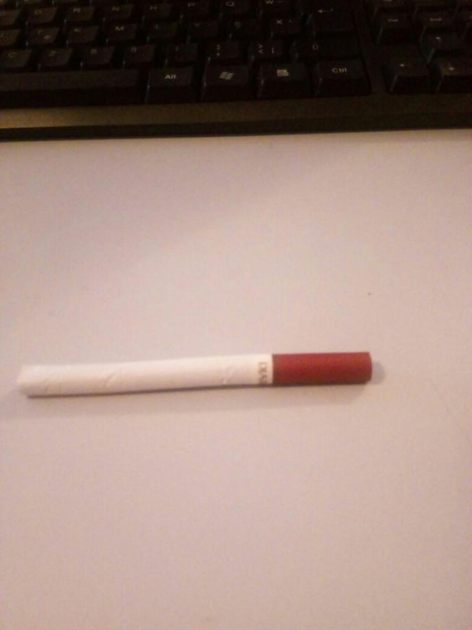 Siz hiç vişneli sigara içtiniz mi??