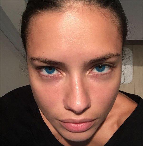 Adriana Lima'nın doğal hali çok güzel mi?