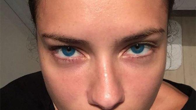Adriana Lima'nın doğal hali çok güzel mi?