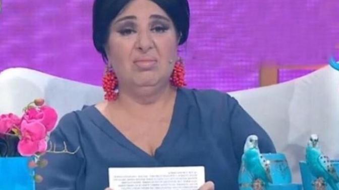 Hiçbir şeyden memnun olmayan, şikayet eden eşinize tutumunuz nasıl olmalı?
