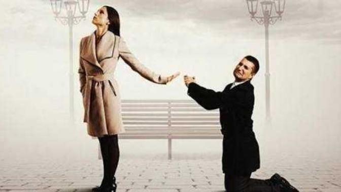 Ayrıldığınız sevgiliniz barışmak için evlenme teklifi etse kabul edermisiniz?