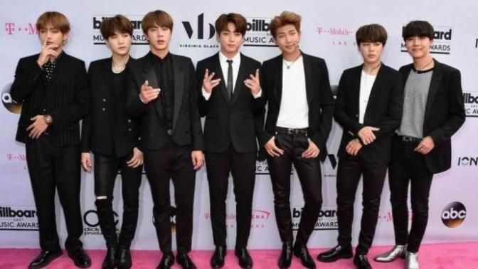 BTS den en sempatikli yakisikli erkeği seciyoruuz?