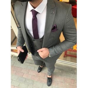 Bu kesim ( italyan ) yelekli takımları beğeniyor musunuz? Birde trençkot nasıl buluyorsunuz?