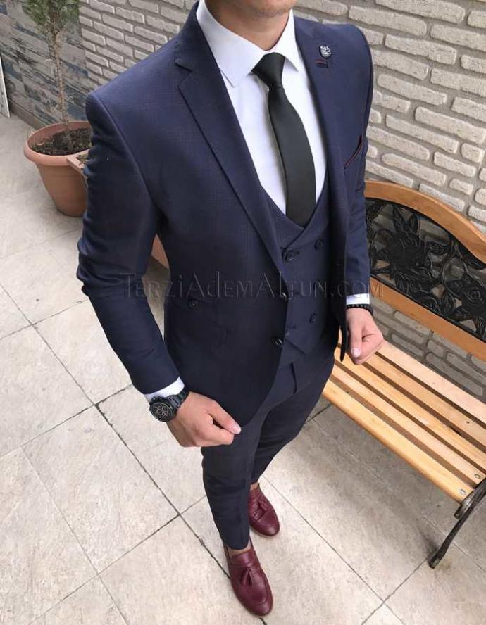 Bu kesim( italyan )  yelekli takımları beğeniyor musunuz ? Birde trençkot nasıl buluyorsunuz ?
