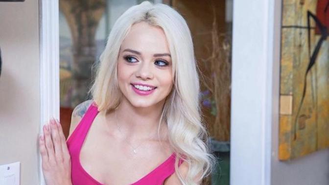 Elsa jean kimler tanıyorr çok tatlı değil mi?